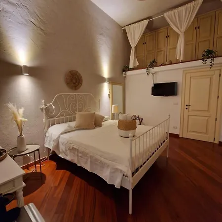 게스트하우스 Apulia Journey - Manzoni 11 4*