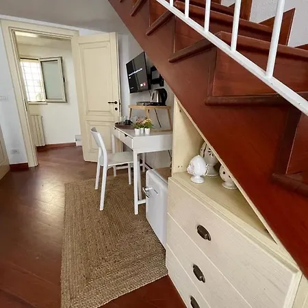 Apulia Journey - Manzoni 11 בארי