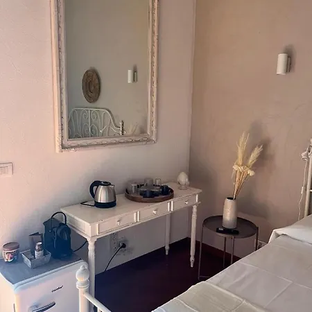 Apulia Journey - Manzoni 11 4* בארי