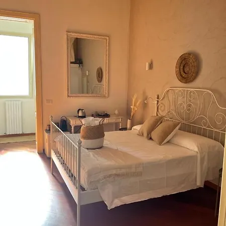 בית הארחה Apulia Journey - Manzoni 11 4*