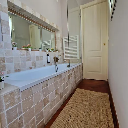 Apulia Journey - Manzoni 11 בית הארחה