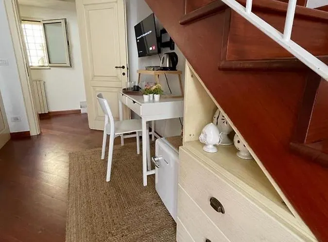 Apulia Journey - Manzoni 11 バーリ